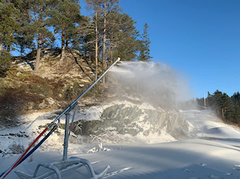 Snøproduksjon på Selbuskogen